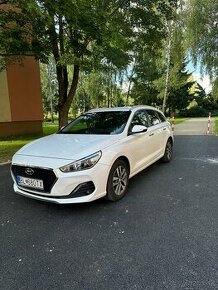 Hyundai i30 CW 1.6 CRDi family