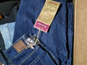 Nové džínsy
