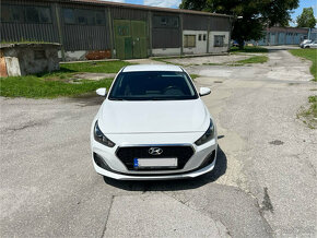 HYUNDAI i30 Fastback 1,6CRDI 100KW 136PS 7DCT - 1