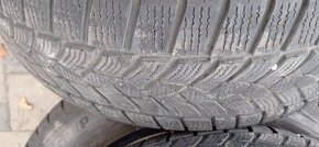 Zimné pneumatiky 215/65 R17