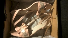 nové sandále Baťa, veľkosť 41
