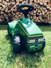 Predám detské odrážadlo John Deere