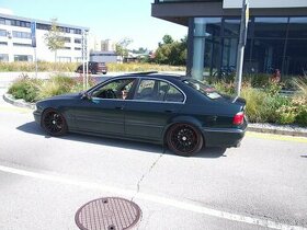 BMW e39 540i