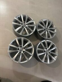 Elektróny 5x112 r17 originál Volkswagen ,,Michigan,,