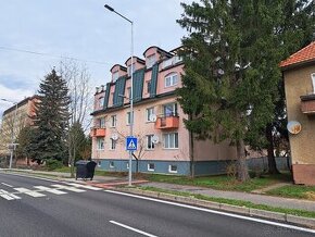 2-izb. tehlový byt 9. Mája pri Polícií