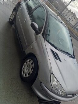 Predám Peugeot 206