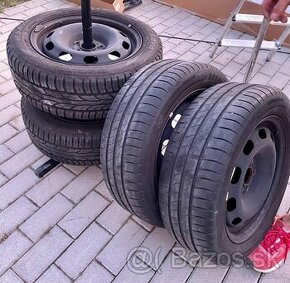 Sada letnych pneumatik 195/55 R15