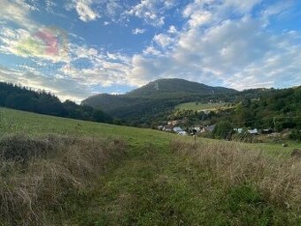 Pekný pozemok s výhľadmi - Zaskálie - 900 m2 - 1