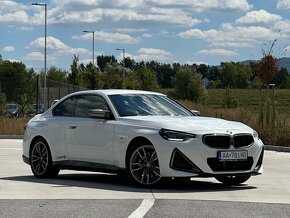 BMW M240i xDrive 2024