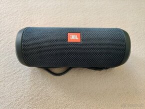 JBL Flip 3SE bluetooth reproduktor, veľmi pekný stav.