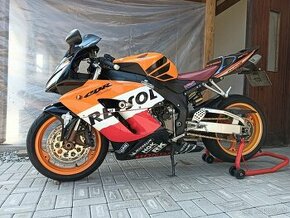 Honda CBR1000RR - 1