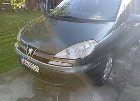 Peugeot 807