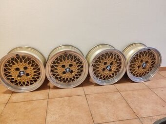 Melber r15 4x100. ET26.