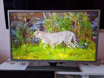 Predám LED TV LG 39LB570V Full HD