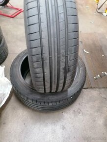 225/45r19 - 1