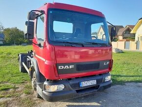 Hákový nosič kontajnerov DAF LF 45.220