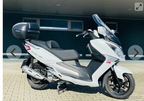 Predám skúter SYM-GTS Joymax 125i