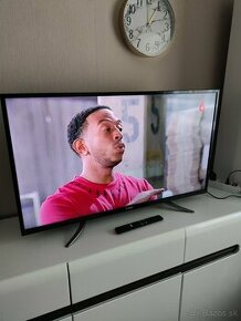 TV Led 40" 102cm - 1