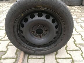 Zimne pneu. Continental 195/50 r15 na plechoch 4x114,3 r15