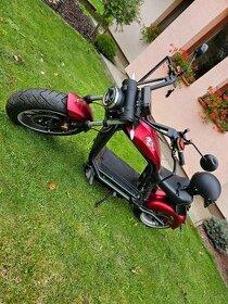 X-Scooters XR08 Red EL. Kolobežka