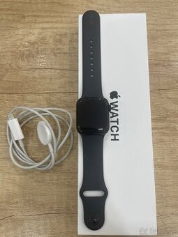 Hodinky Apple Watch SE 40 mm