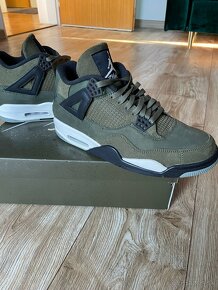 Predam tenisky Air Jordan 4 retro SE craft EU45, 29cm