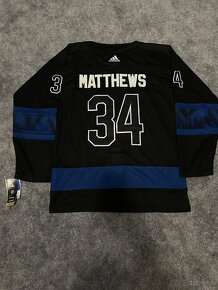 NHL dres Toronto Maple Leafs Auston Matthews