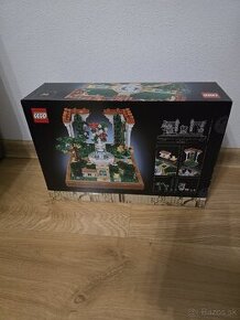 Lego  Záhrada s fontánou  (10359)