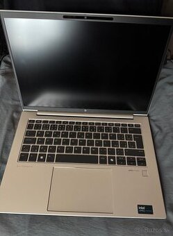 HP EliteBook 840 G11 14" - Intel Ultra 5 135H