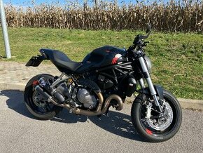 Ducati Monster 821 - 1