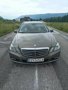 Predám Mercedes w212 350cdi 4matic 4x4 - 1