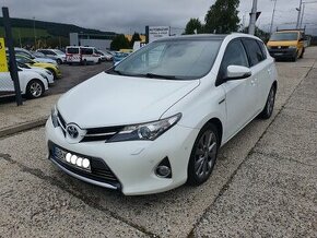 Toyota Auris HYBRID 1.8 CVT