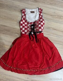 Dirndl/kroj