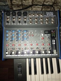 Predám Yamaha psr 1000 a reproduktory a tak