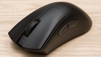 Razer DeathAdder V3 Pro – Špičková herná myš - 1