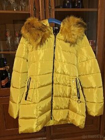 Zimna damska bunda horcicovej/zltej farby