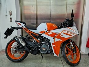 KTM RC 125 white 2022