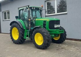 John Deere 6830