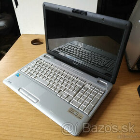 Toshiba Satellite L500 - základná doska a iné diely - 1