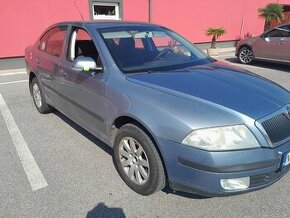 SKODA OCTAVIA 2 1,6 BENZIN AMBIENTE - 1