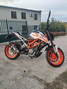 KTM Duke 390