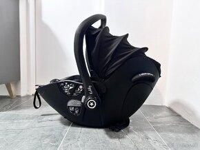 Vajíčko KIDDY Evoluna i-size 2 + Isofix základňa