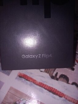 Samsung Z Flip4 128 gb