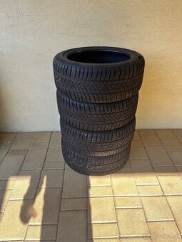 Zimné pneumatiky Pirelli Sottozero 3 235/45 R18 98V