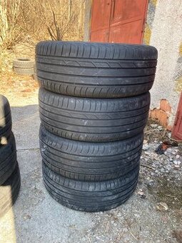 225/55 r17 Bridgestone