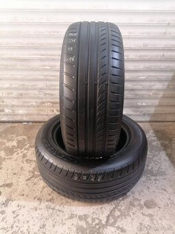 Dunlop letné 235/55/R17