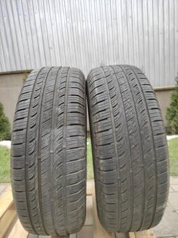 Pneu 235/70 R16