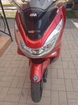 Hondu PCX 125 ako nova..krasna metaliza - 1