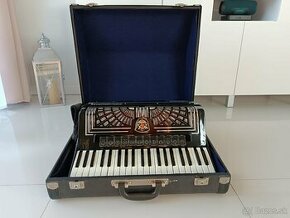 Predám Harmonie Accordion Royal Standar SELECTA (cassotto)