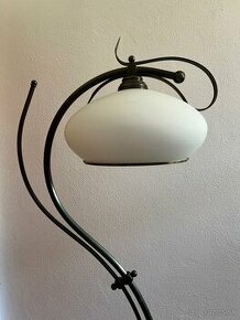 set svietidiel: stojacia lampa a stropná lampa